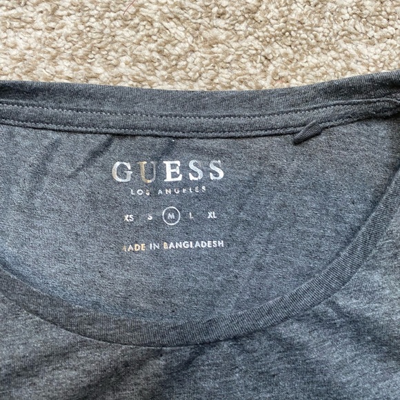 Guess crop top - Picture 2 of 3